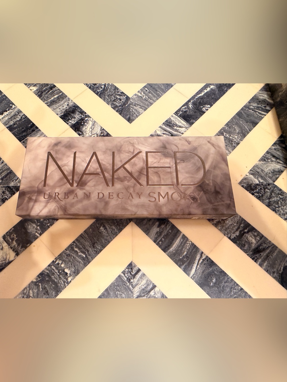 Eyeshadow Palette - Urban Decay Naked Smoky